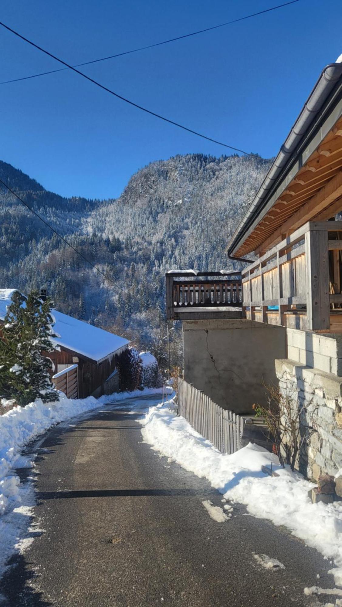 Bed and Breakfast Le Nid Des Cerfs Essert-Romand Zewnętrze zdjęcie