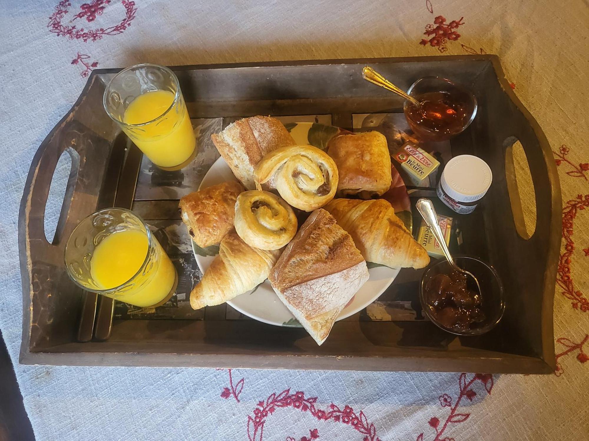 Bed and Breakfast Le Nid Des Cerfs Essert-Romand Zewnętrze zdjęcie